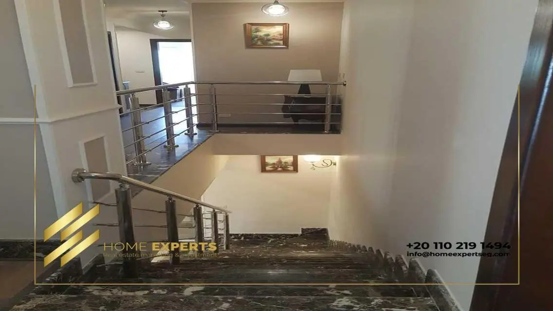 فيلا للبيع بمساحة فاخرة مع جميع المرافق