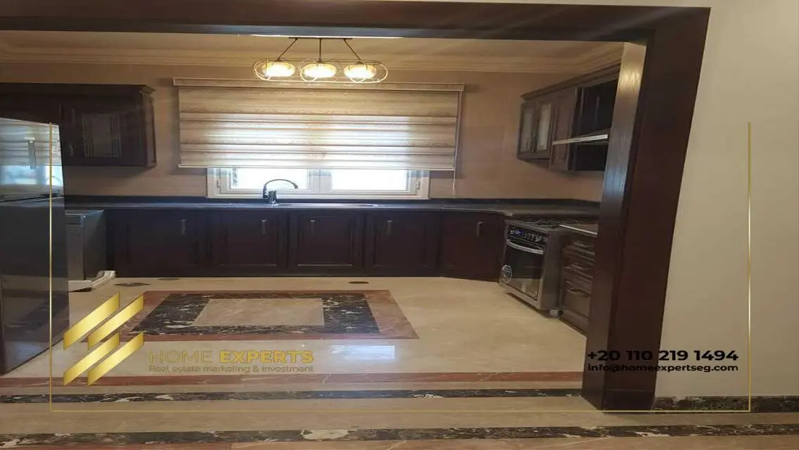 فيلا للبيع بمساحة فاخرة مع جميع المرافق