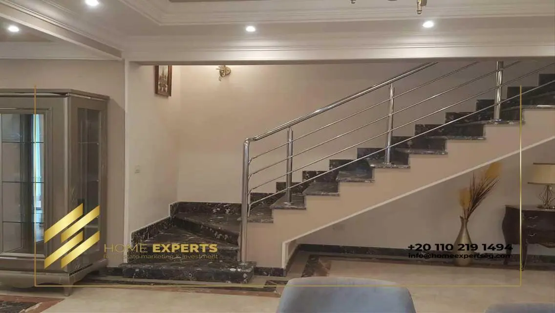 فيلا للبيع بمساحة فاخرة مع جميع المرافق