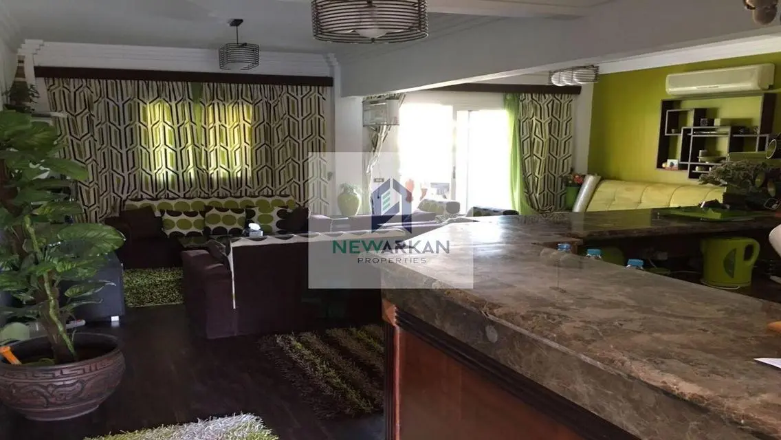 Luxury Apartment with Lakeside View