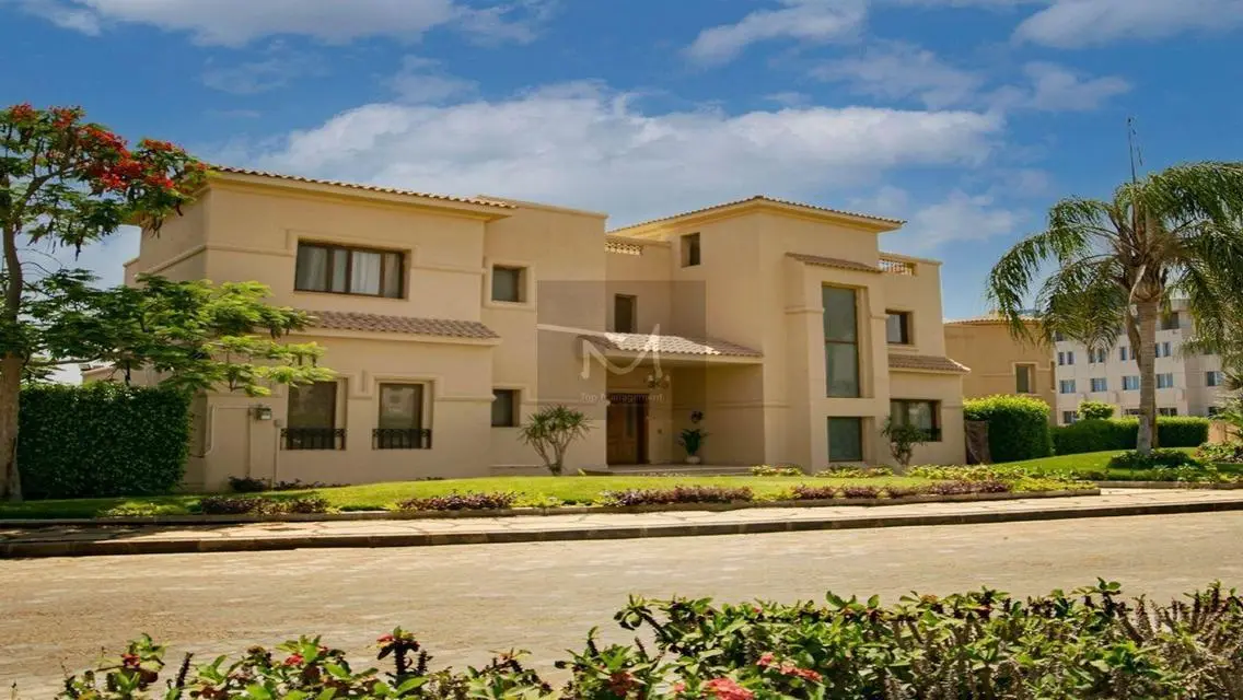 تملك وحدتك في AUC-3 بسعر مغري