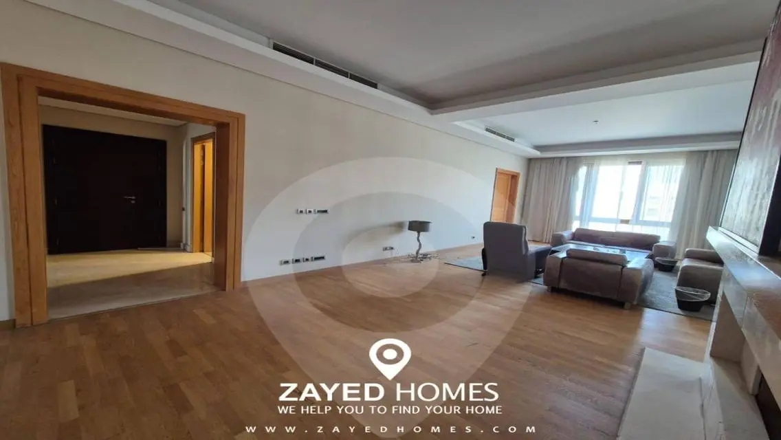 Luxury Apartment in One-16 with Private Garden and Pool