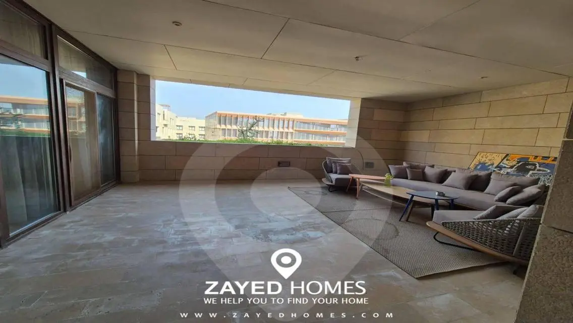 Luxury Apartment in One-16 with Private Garden and Pool