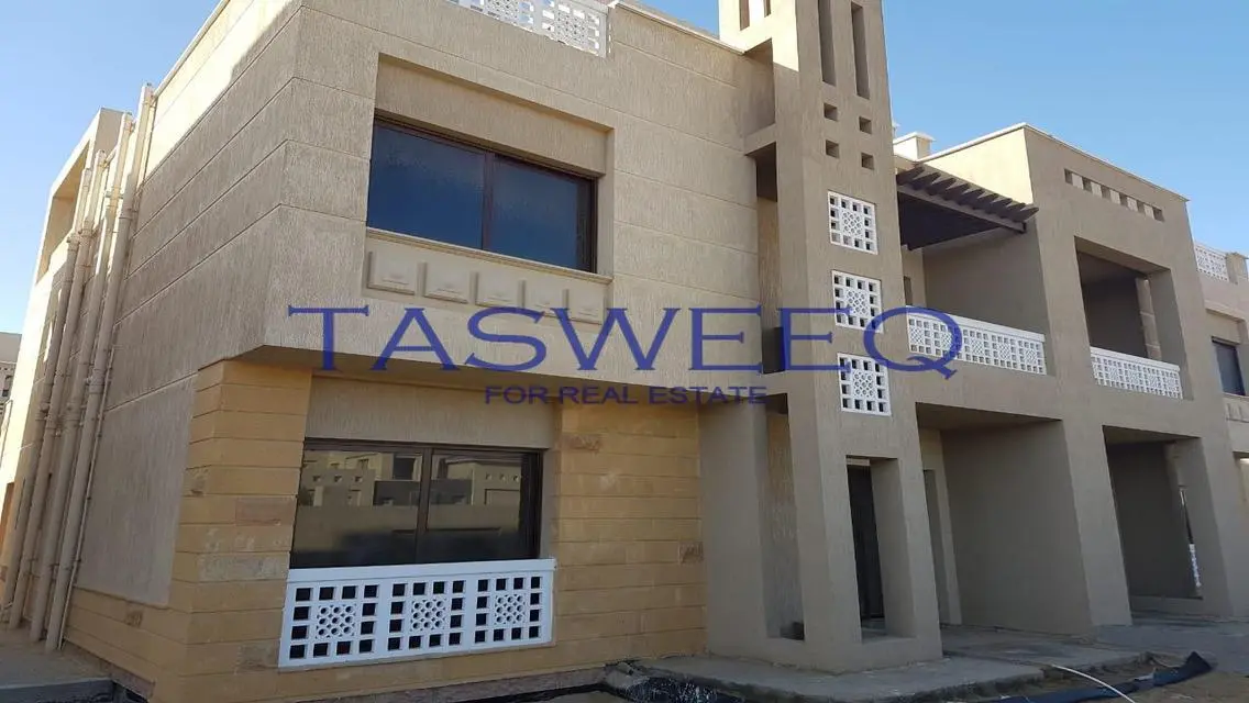 شقة فاخرة للبيع في موقع متميز