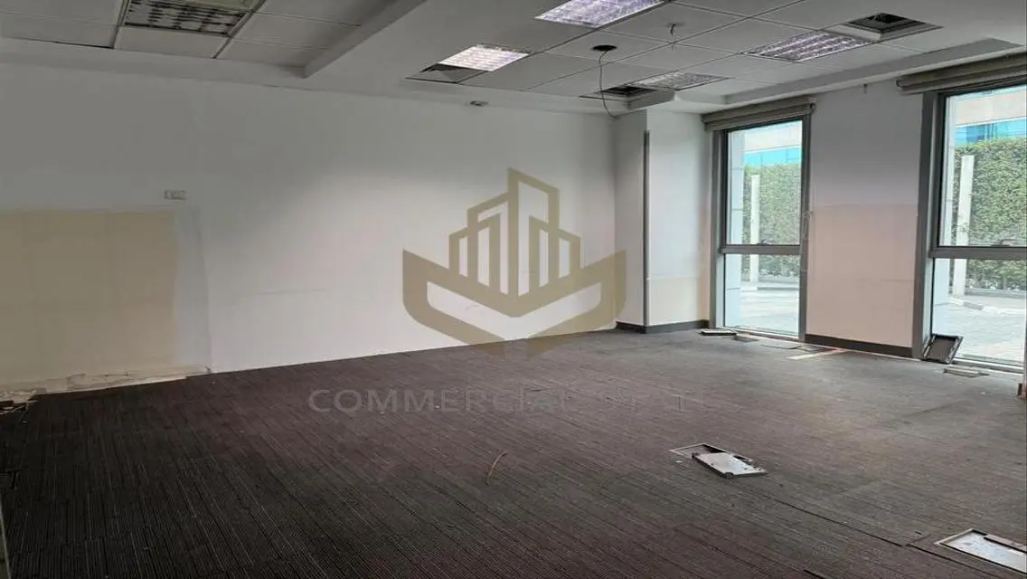 Premium Commercial Unit of 500 sqm