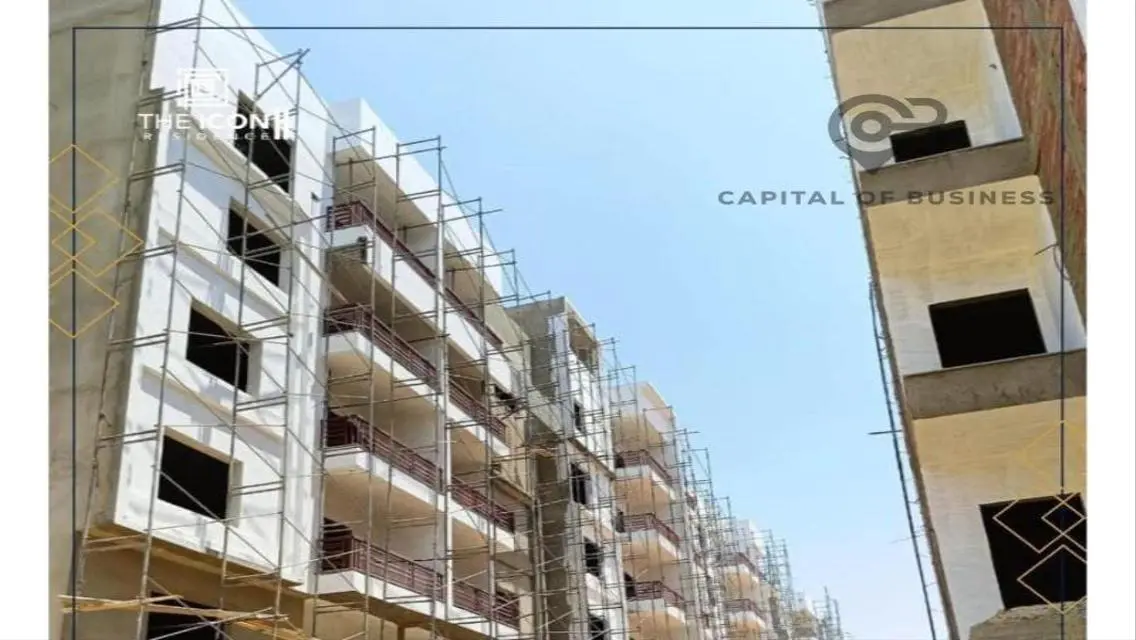 مول تجاري فاخر مع جميع وسائل الراحة