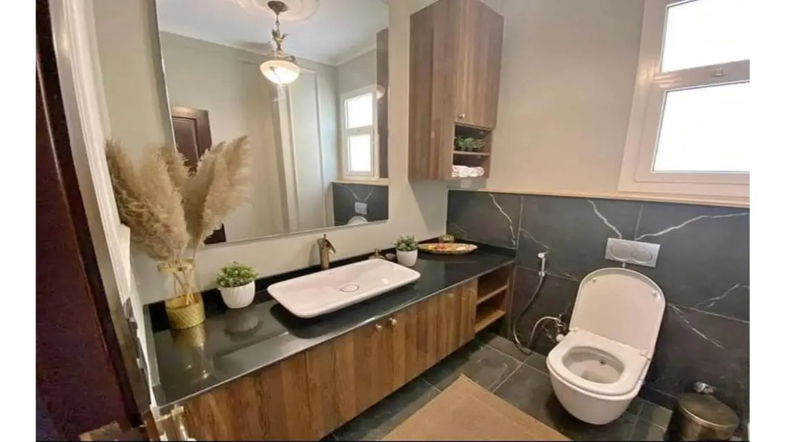 Luxury Apartment for Sale with Lake View