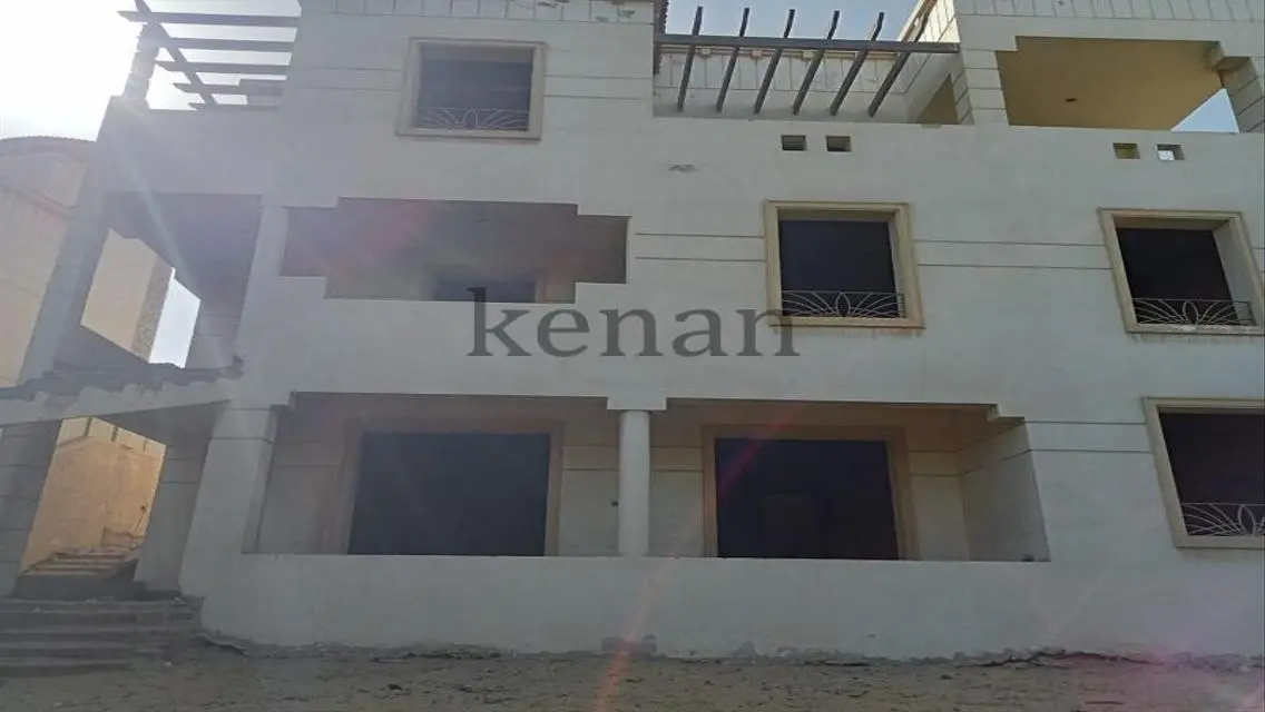 Luxurious Apartment with Spacious Balcony and Private Pool