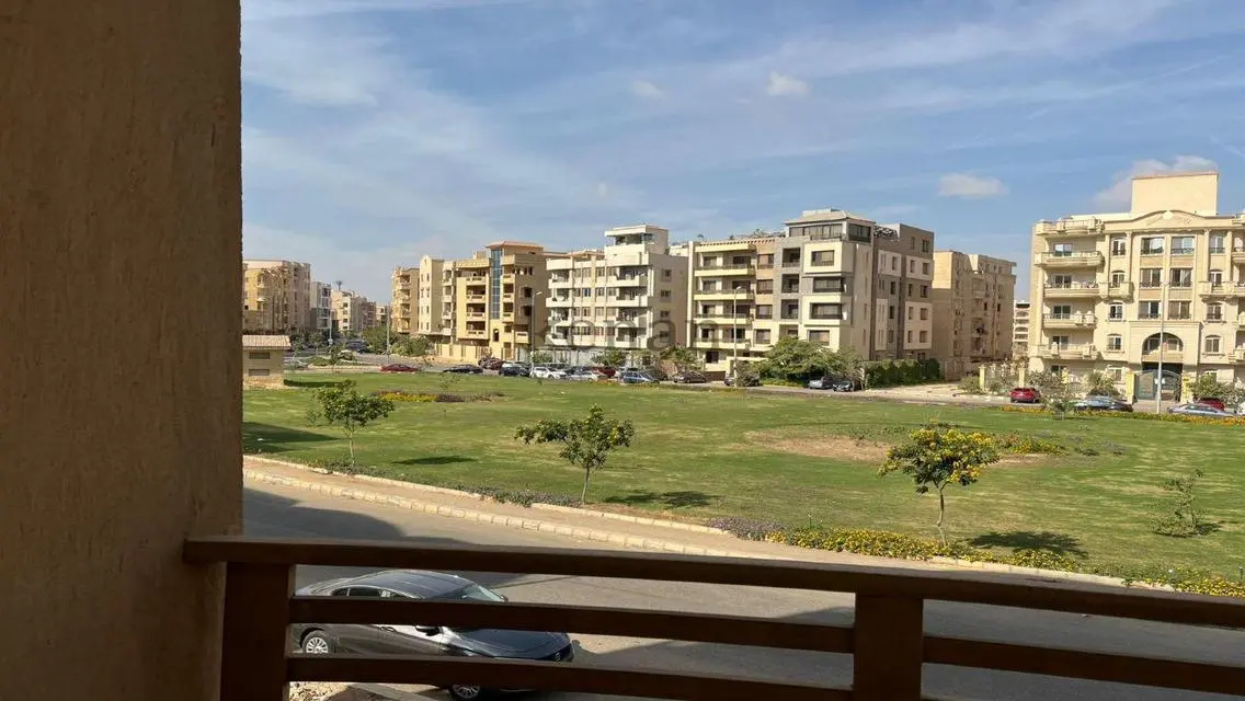 شقة فاخرة للبيع في قلب المدينة
