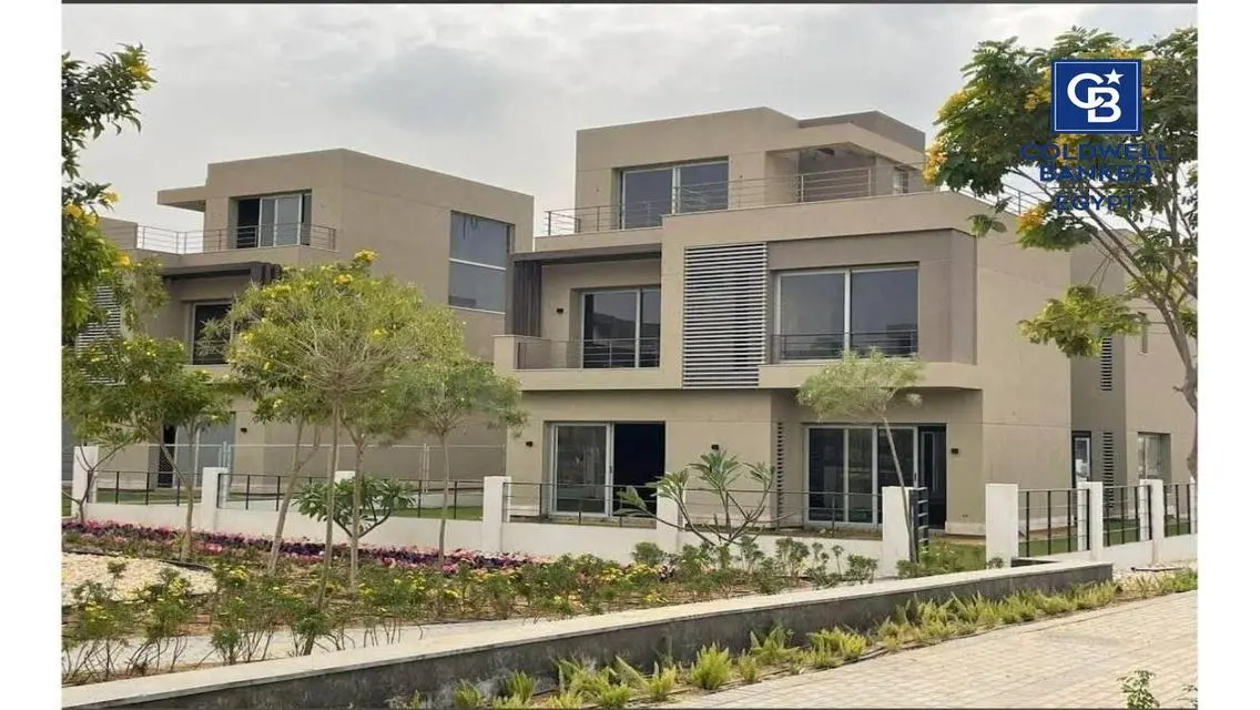 فيلا فاخرة للبيع في برج النخلة هيلز - ٢٥ مليون جنيه