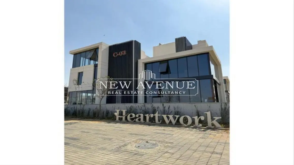 Luxury Apartment with Spacious Design in the City Center