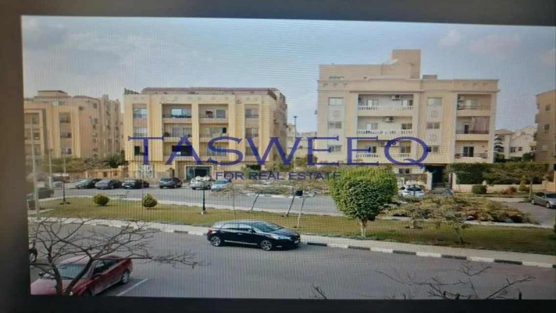 فيلا فاخرة للبيع بسعر مغري