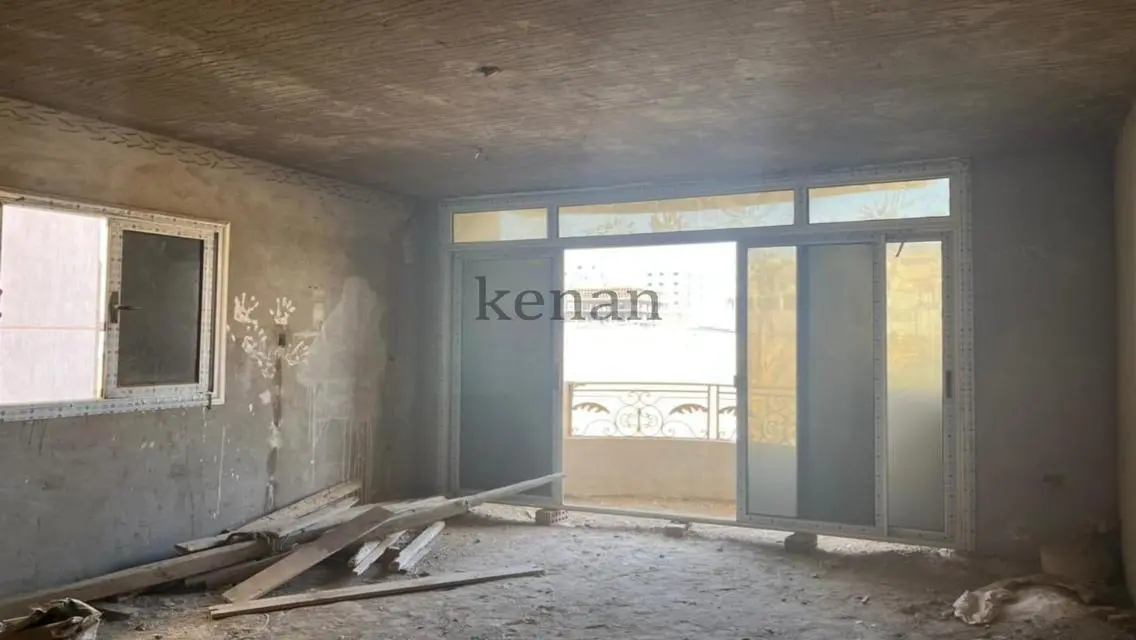 Luxury Apartment for Sale with 3 Bedrooms and Balcony