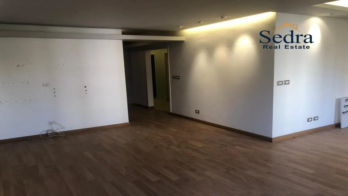 شقة فاخرة في اللويستاح بالإسكان المتميز
