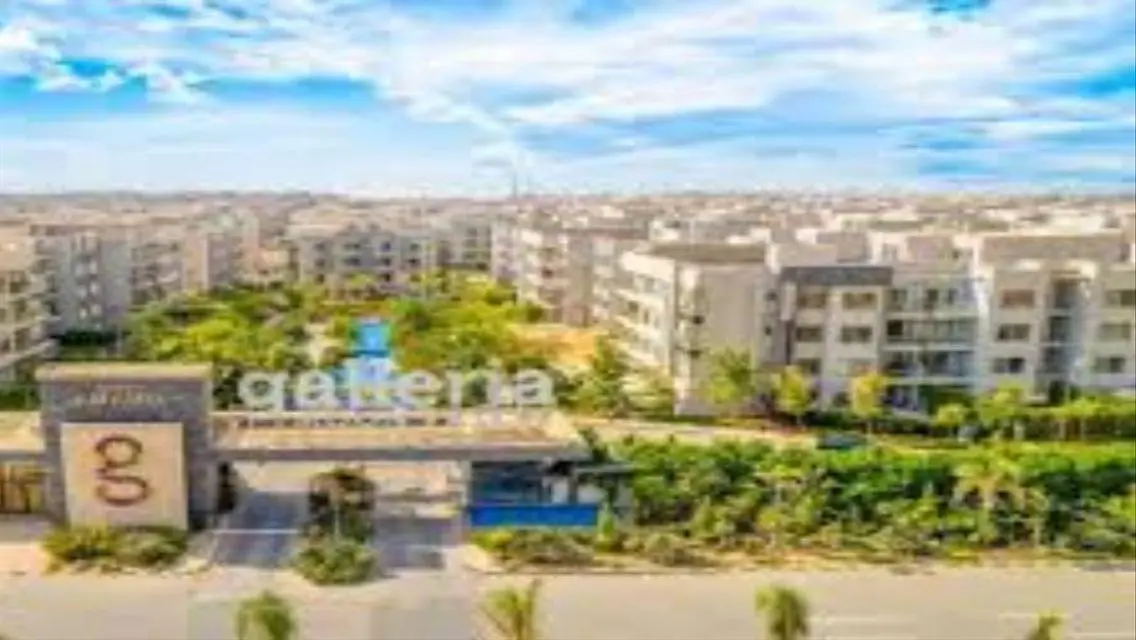 Luxury Apartment for Sale in Galleria Moon Valley, New Cairo - 152m²