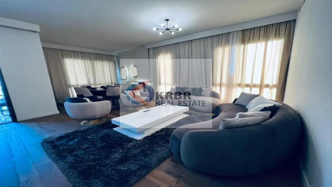 Luxury Apartment with All Amenities in the Heart of the City