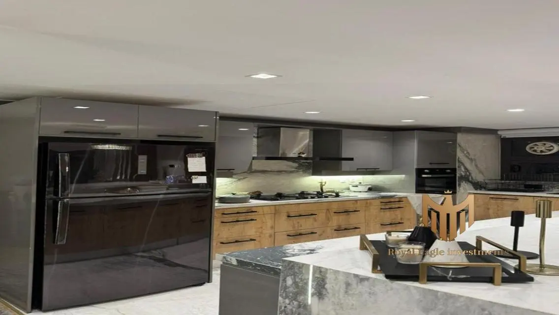 Luxury Apartment Available Now