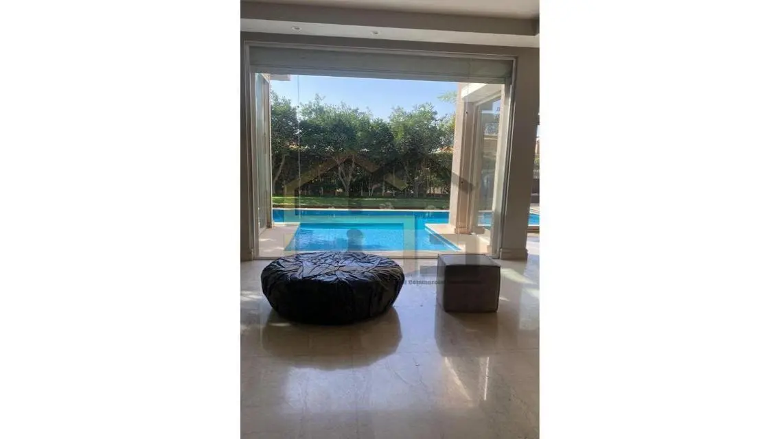 Luxury Villa for Sale - 400 sqm with Private Pool!