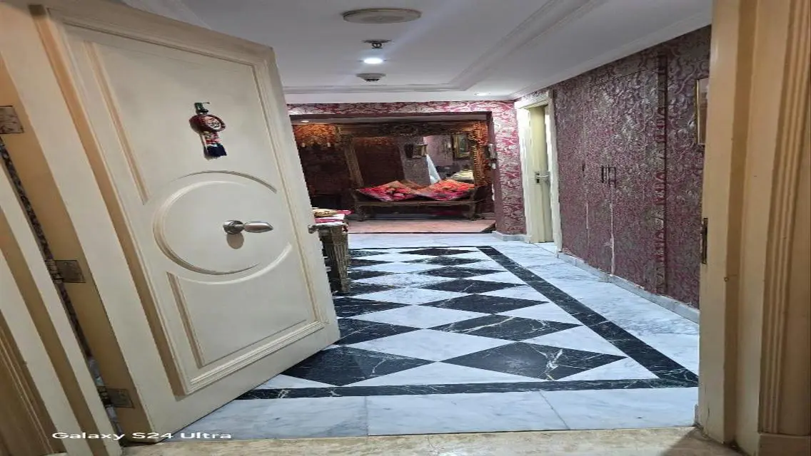 وحدة سكنية فاخرة بمساحة 280 متر - فرصة استثمارية مذهلة