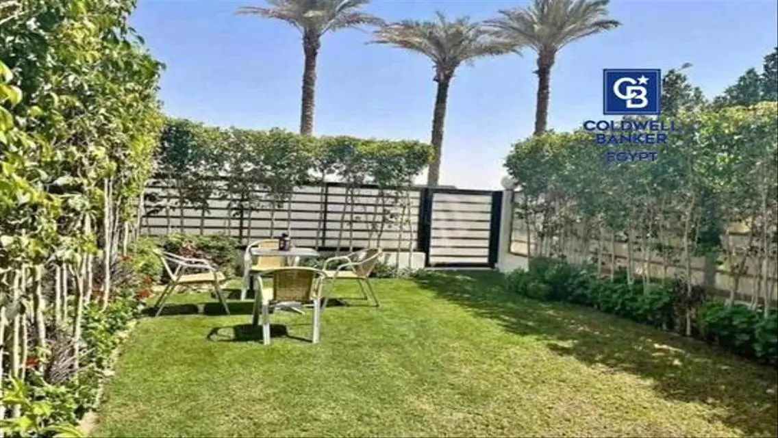 شقة فاخرة بمساحة واسعة مع إطلالات خلابة