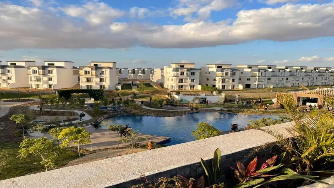 Luxury Apartment in the Heart of the City with Premium Amenities