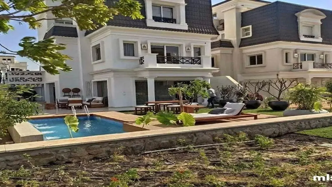 Luxury Apartment in the Heart of the City with Premium Amenities