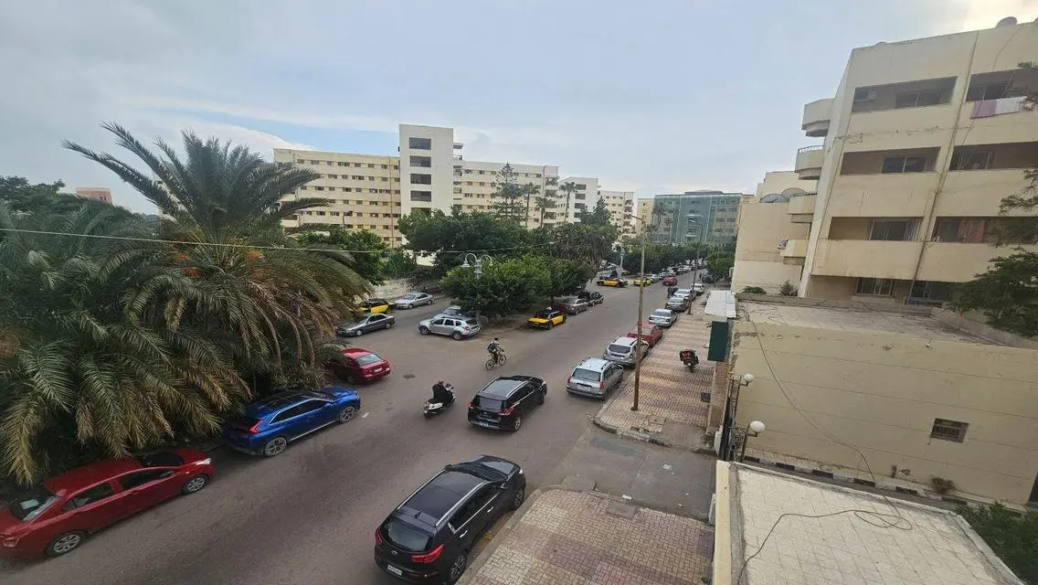 شقة فاخرة للبيع بمساحة 180 متر في قلب المدينة