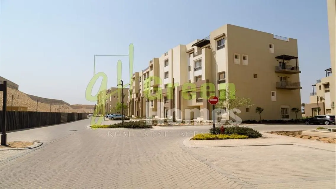 Luxurious Apartment with Shared Pool and Security