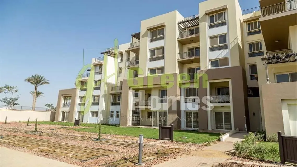 Luxurious Apartment with Shared Pool and Security