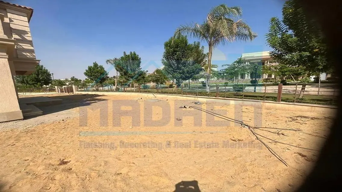 Luxurious Apartment with Spacious Area in Prime Location