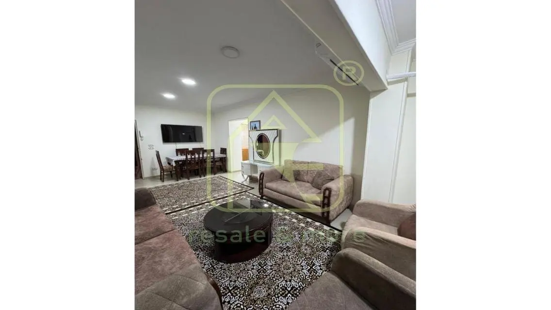 شقة للإيجار بمساحة 70 متر - 22000 جنيه