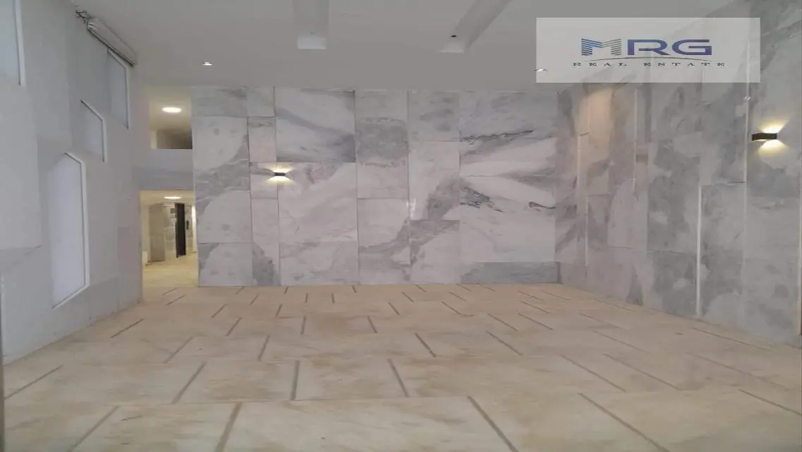 Luxury 3-Bedroom Apartment with Stunning Views