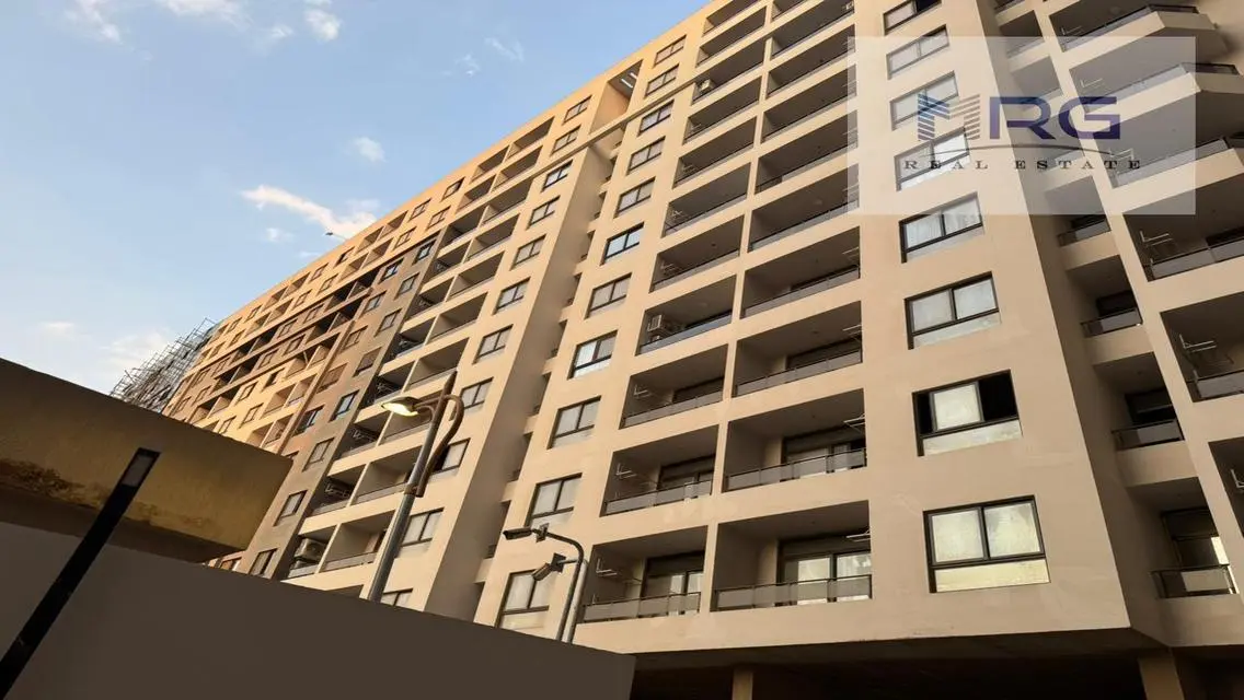 Luxury Apartment for Sale in MRG 2007