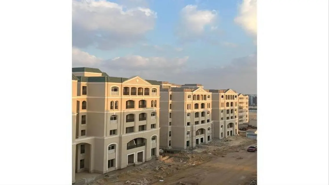 منزل فاخر مع حديقة خاصة للدراسة