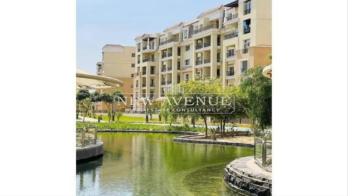 Premium Apartment with Landmark View