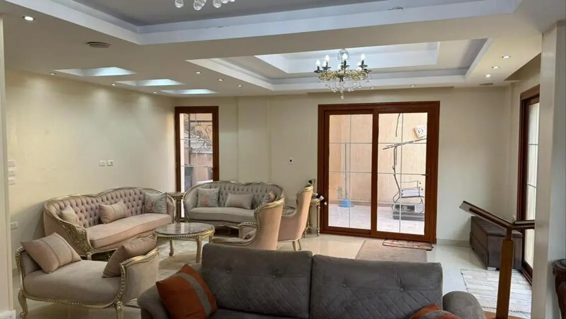 مجمع سكني فاخر في قلب المدينة