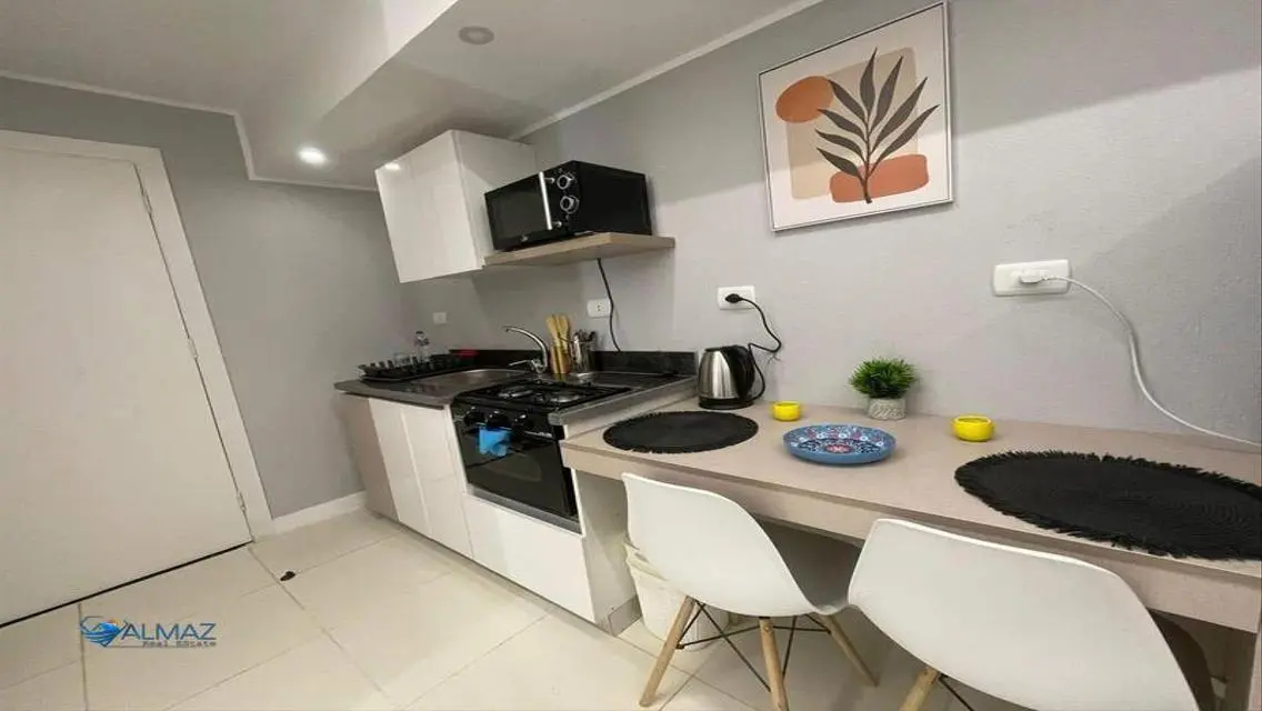 Luxurious Apartment for Rent with Spacious Layout