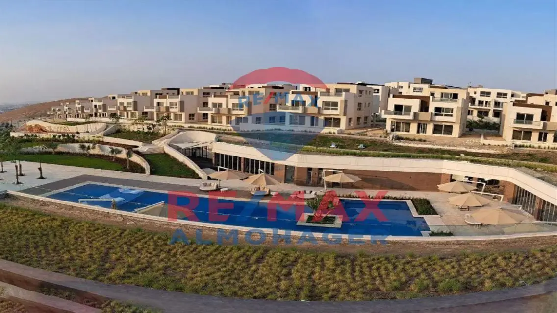 Luxury Apartment with Private Garden - 8,140,000 EGP