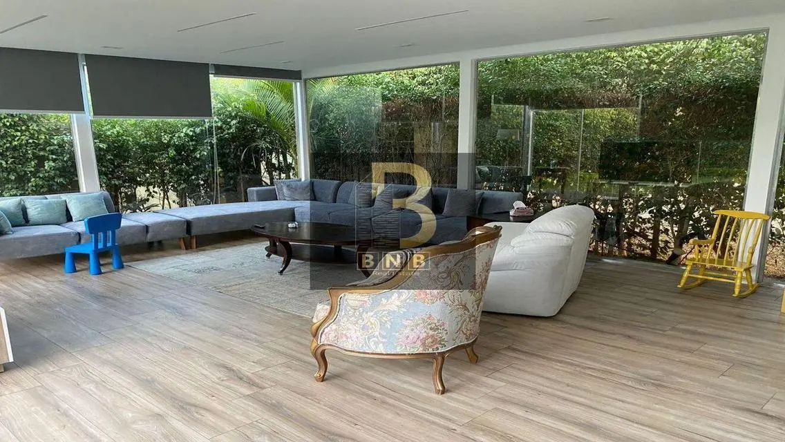 Luxurious Apartment for Sale with 3300 sqm Space