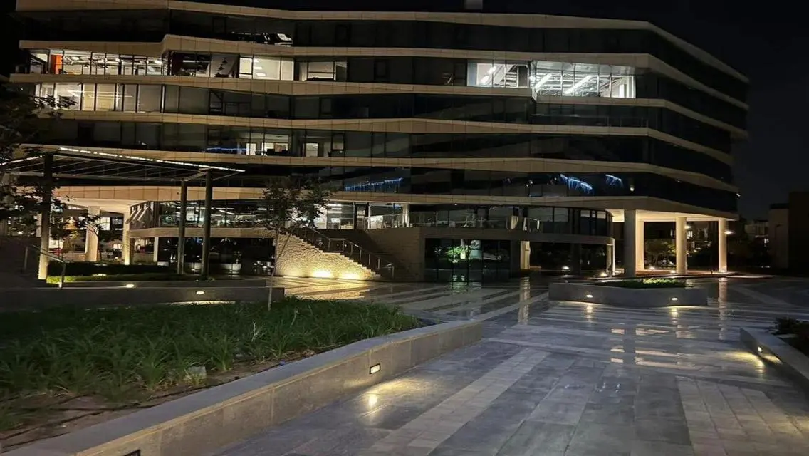 Luxury Apartment in Polygon Extension - Westown Residences
