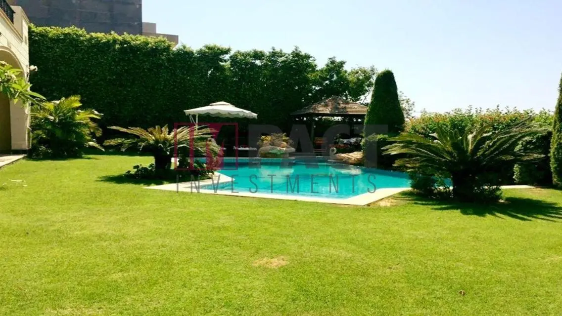 Luxury Villa for Sale at Giti Tower