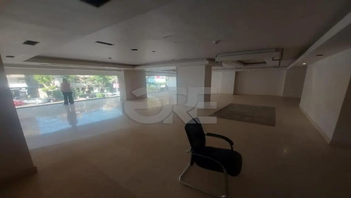 Investment Opportunity: Spacious Property 430