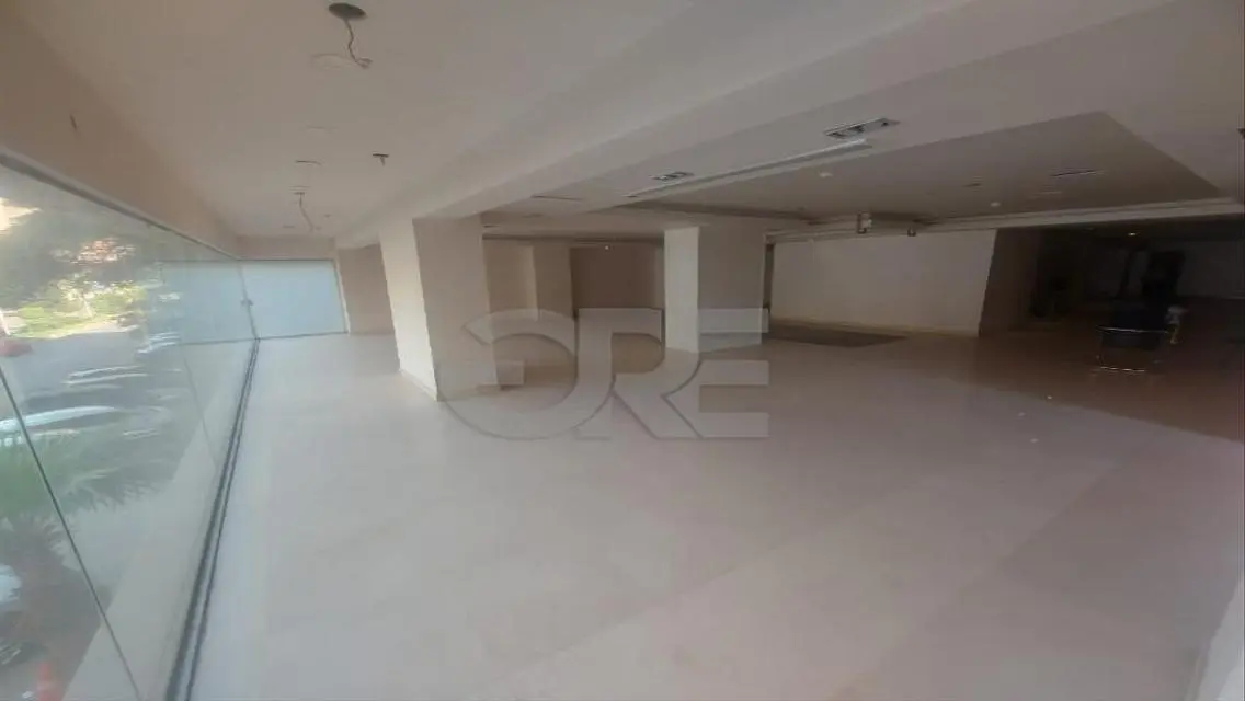Investment Opportunity: Spacious Property 430