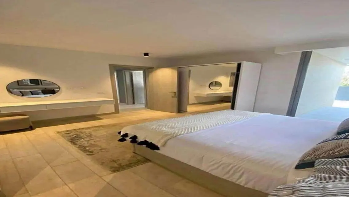 Luxury Villa with Private Garden and Pool in Prime Location