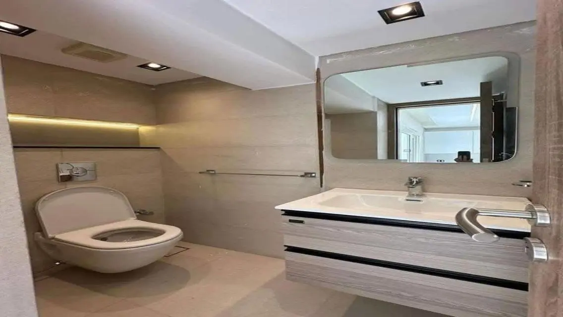 Luxury Villa with Private Garden and Pool in Prime Location