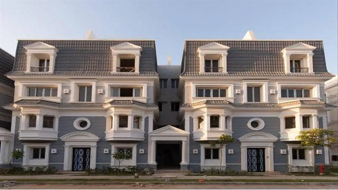 Luxury Apartment for Sale Overlooking Lakes - 7,000,000 EGP