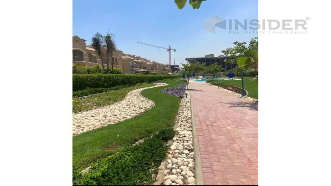 Luxury Villa for Sale with Spacious Living and Stunning Views
