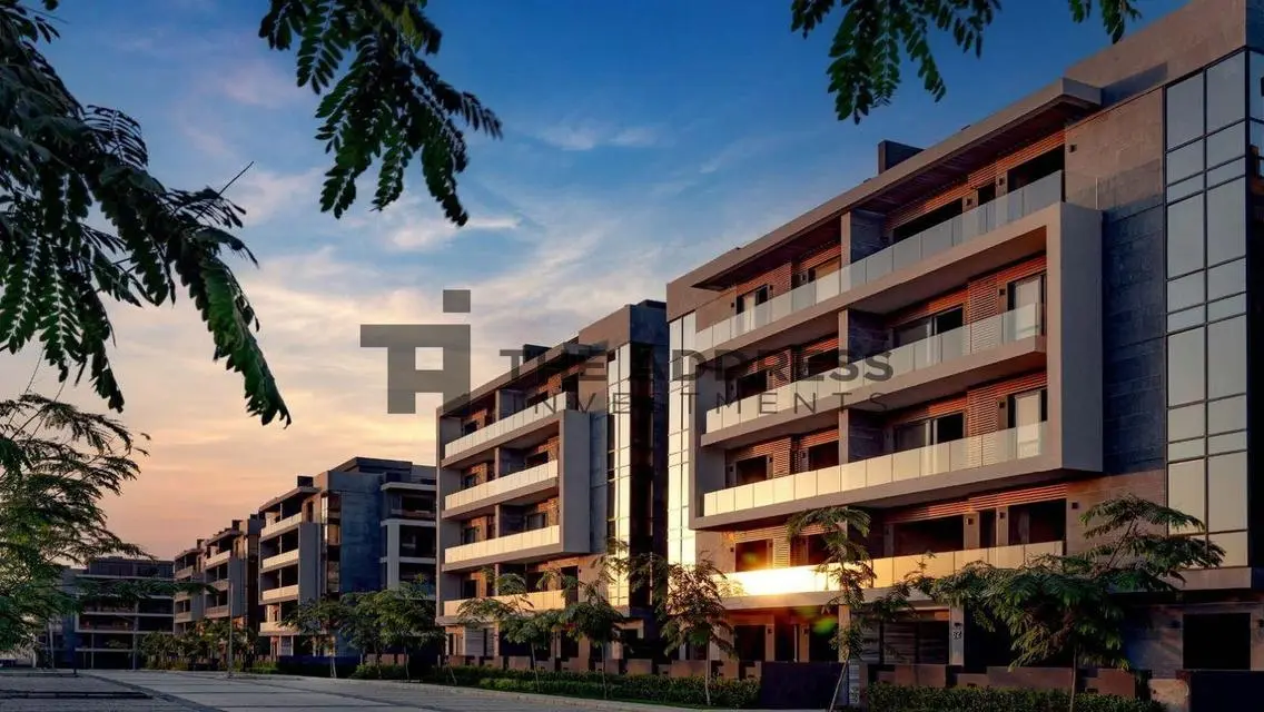 Luxurious Villa in Golden Square