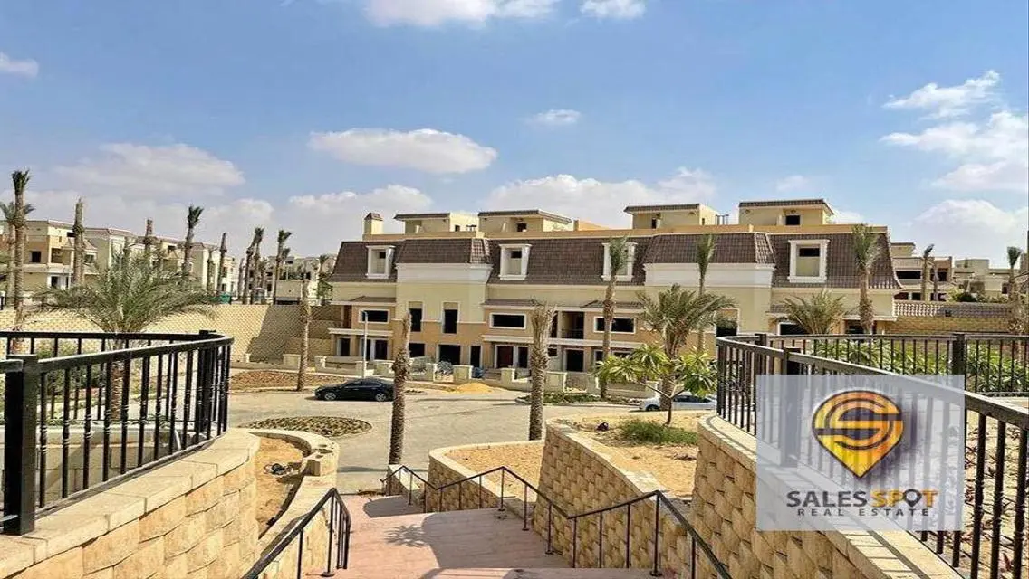 فيلا مميزة في موقع رئيسي في سراي