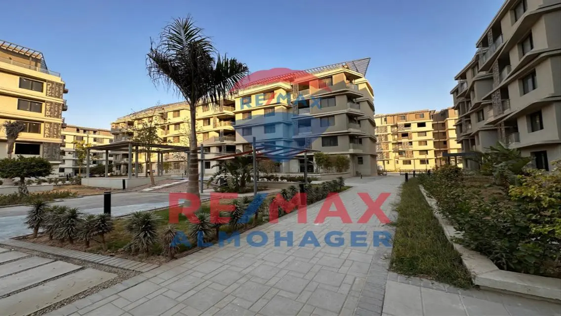 Luxury 3-Bedroom Apartment with Private Garden and Gym